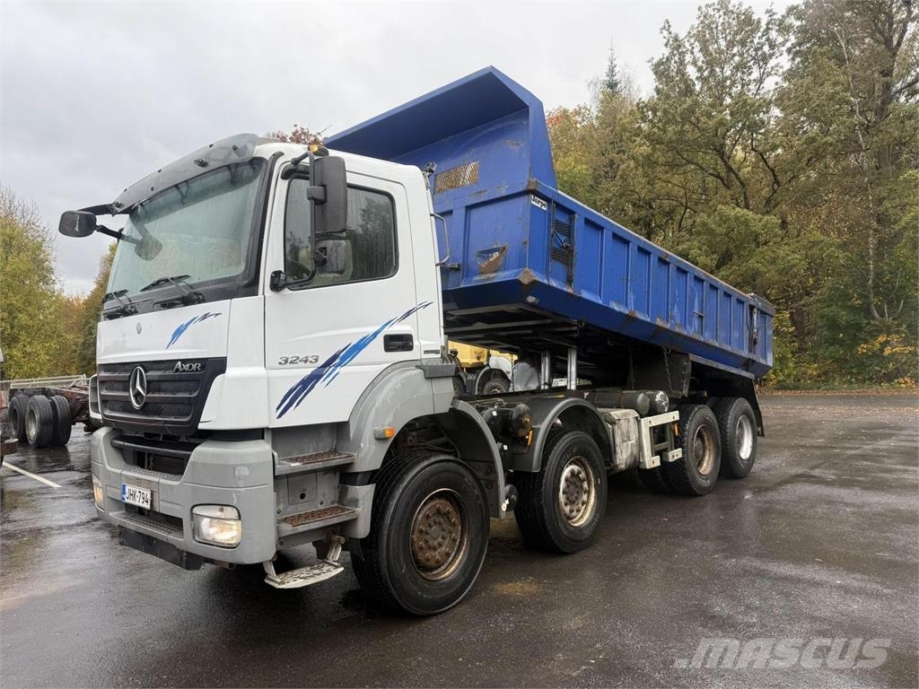 Mercedes-Benz Axor 3243 8x4 Kipper
