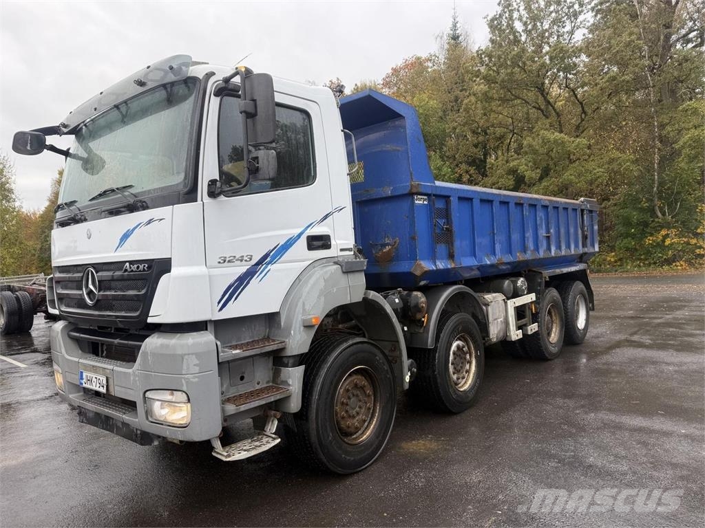 Mercedes-Benz Axor 3243 8x4 Kipper