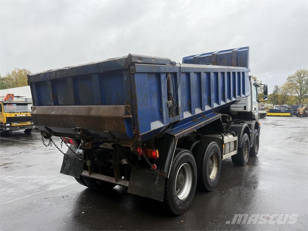 Mercedes-Benz Axor 3243 8x4 Kipper