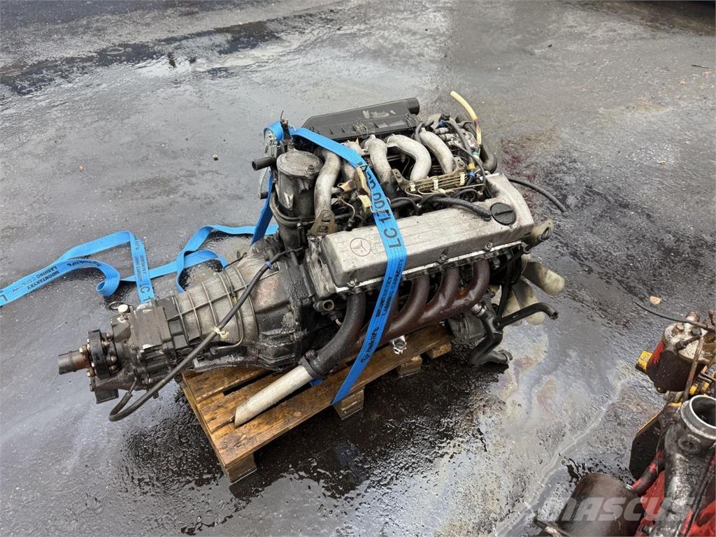 Mercedes-Benz OM 422 moottori + vaihteisto+ hidastin Chassis met cabine