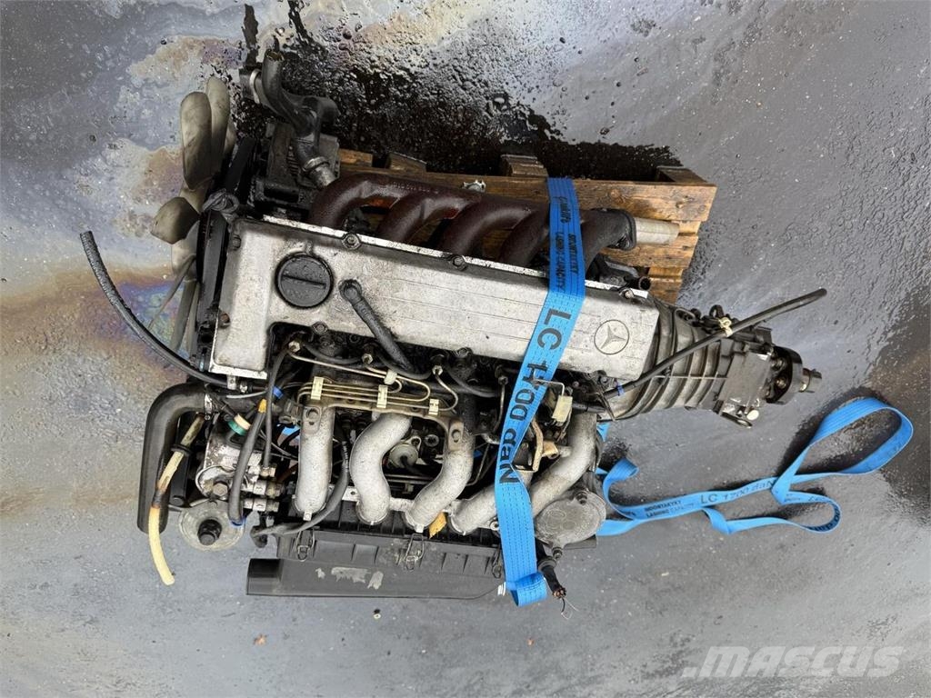 Mercedes-Benz OM 422 moottori + vaihteisto+ hidastin Chassis met cabine