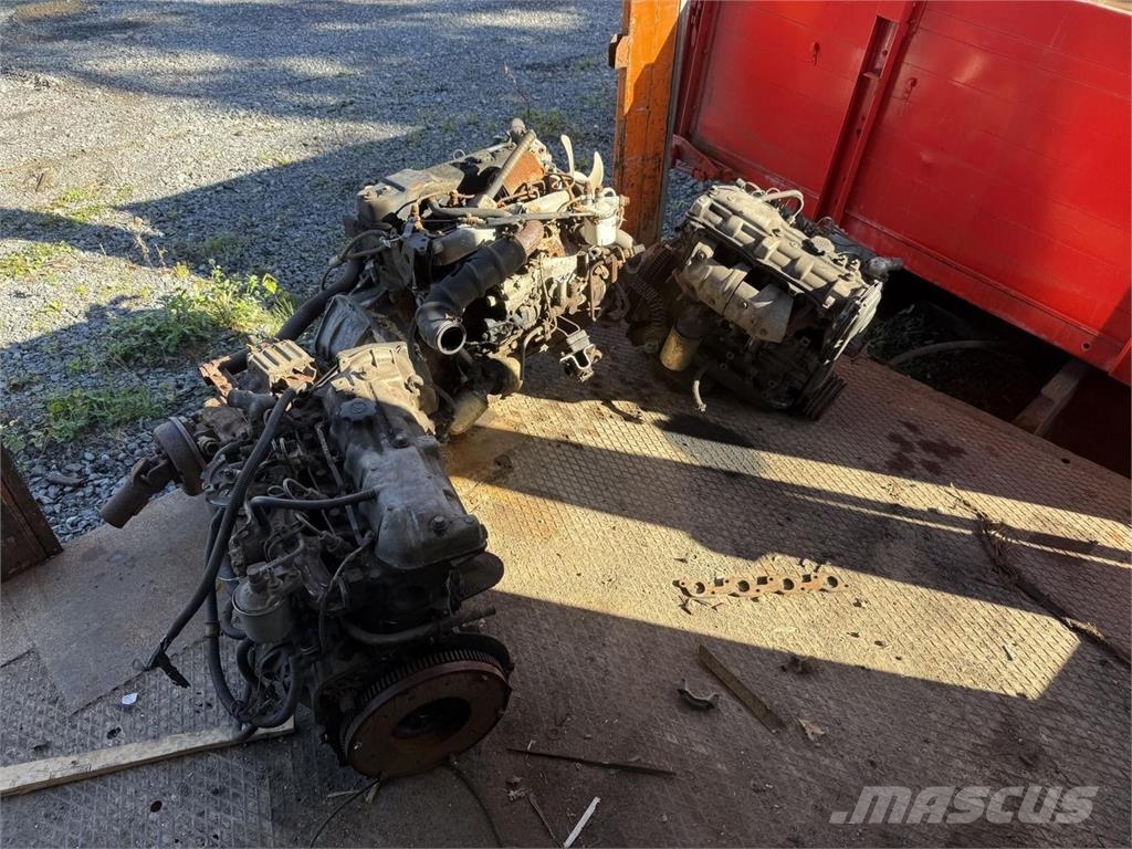 Mercedes-Benz OM 422 moottori + vaihteisto+ hidastin Chassis met cabine
