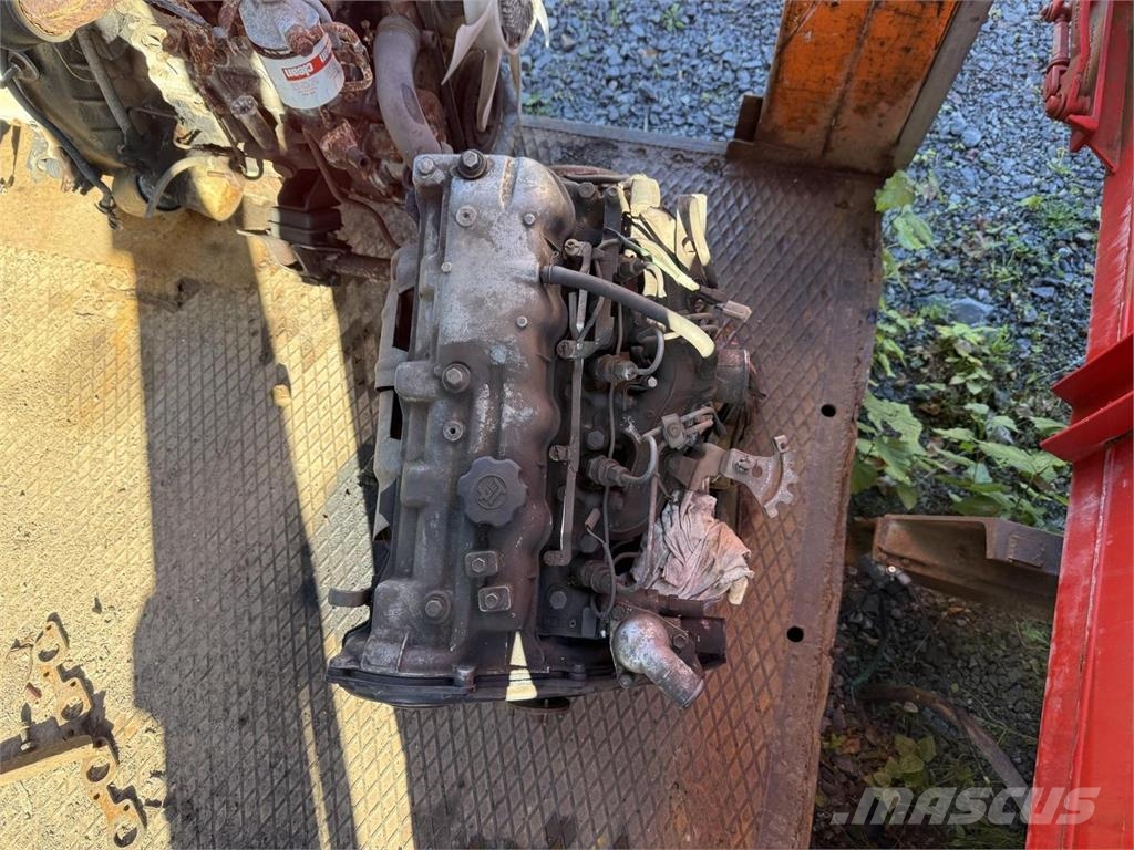 Mercedes-Benz OM 422 moottori + vaihteisto+ hidastin Chassis met cabine