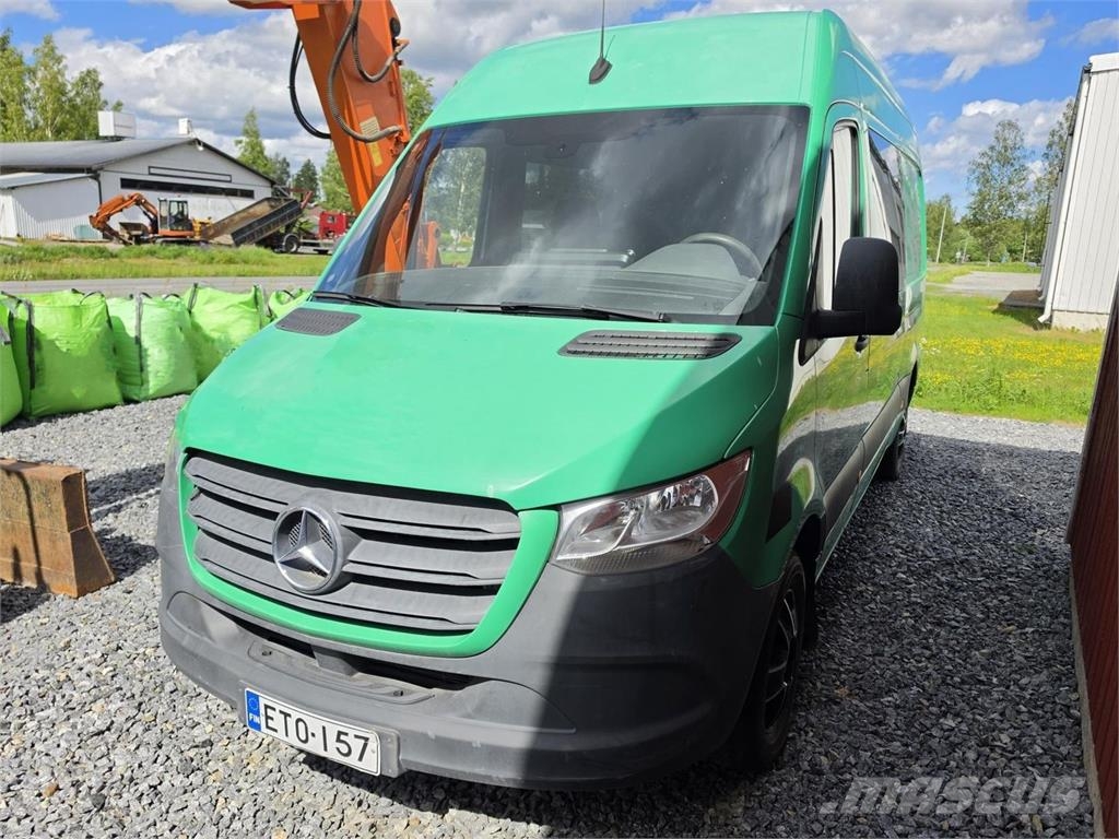 Mercedes-Benz Sprinter Retkeilyauto Ostalo