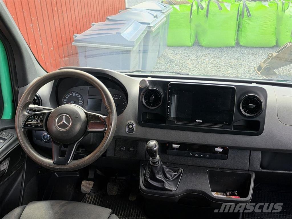 Mercedes-Benz Sprinter Retkeilyauto Ostalo