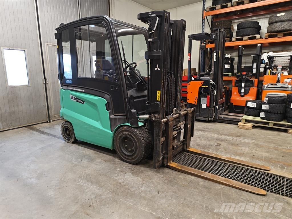 Mitsubishi FB30CN (konttikone) Elektrische heftrucks