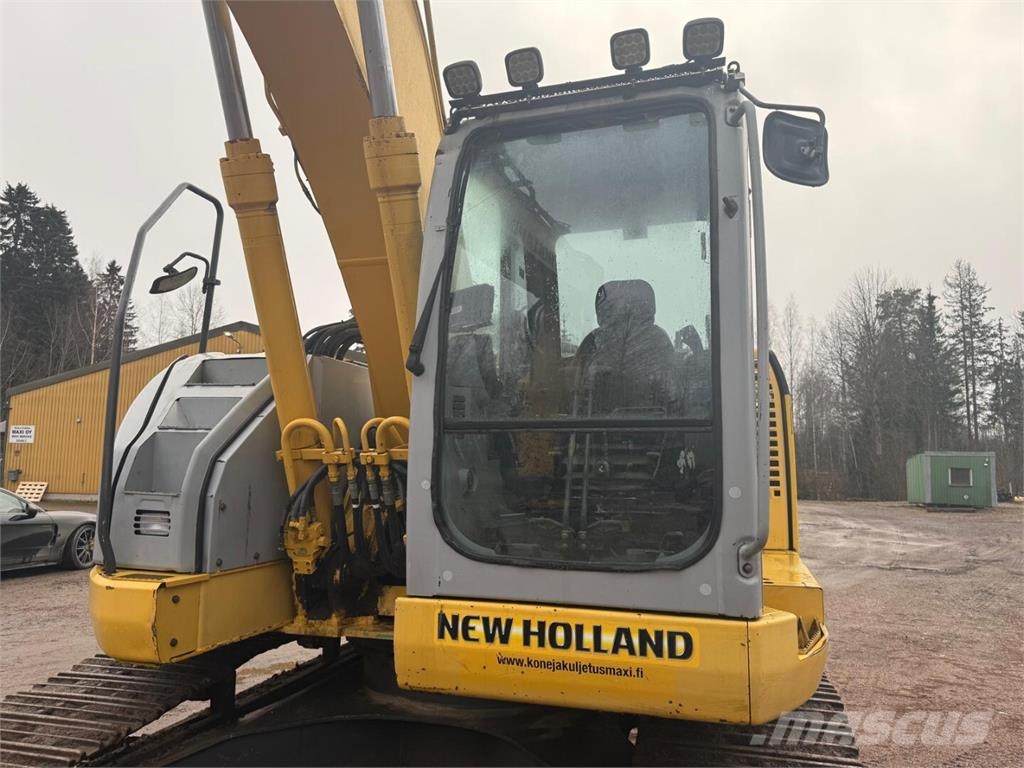 New Holland Kobelco E 225 BSR Crawler excavators