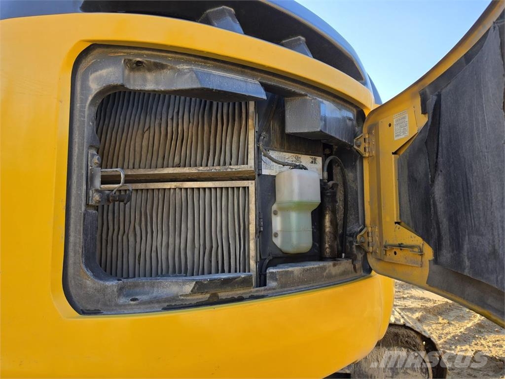 New Holland Kobelco E235BSR-2, Indexator, Rasvari... Raupenbagger