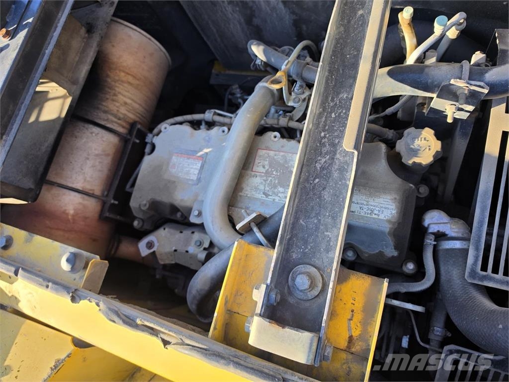 New Holland Kobelco E235BSR-2, Indexator, Rasvari... Raupenbagger