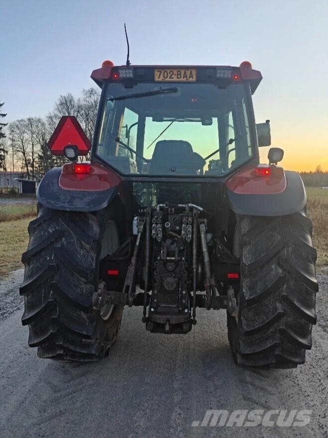 New Holland M100 DT TURBO Traktoren