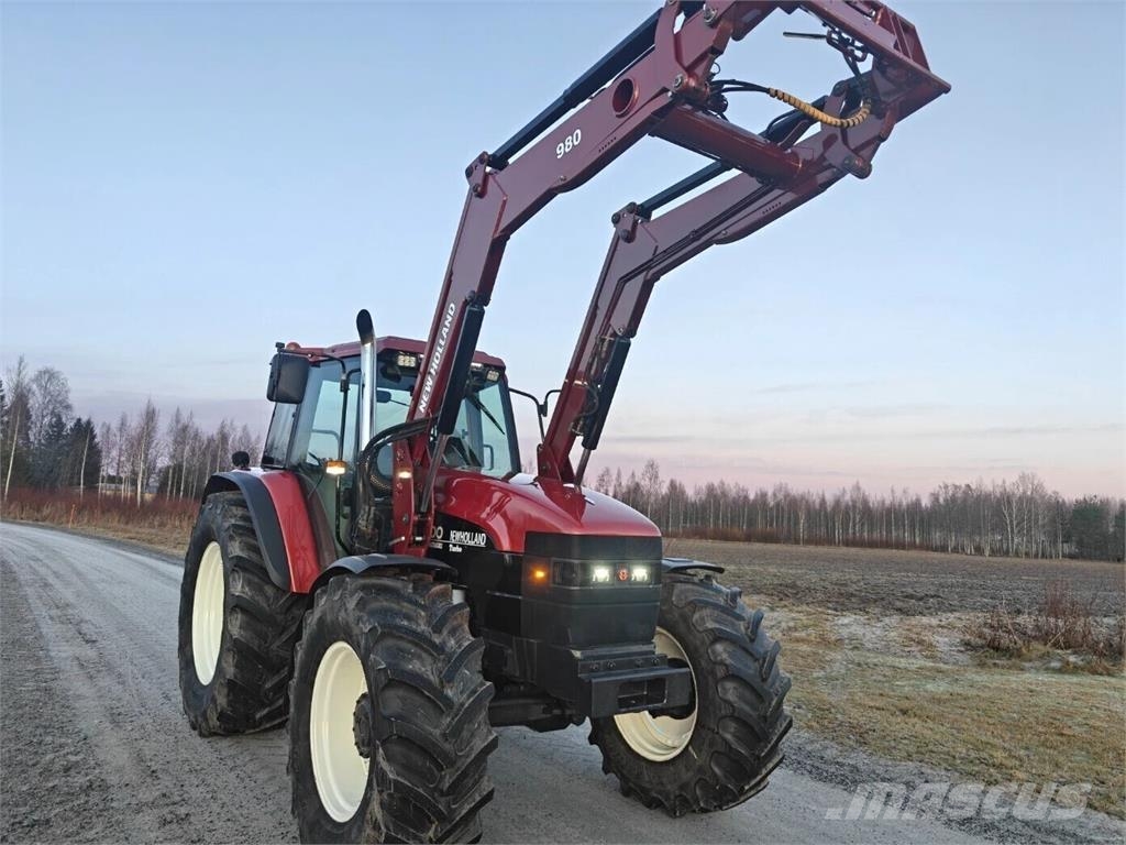 New Holland M100 DT TURBO Traktoren
