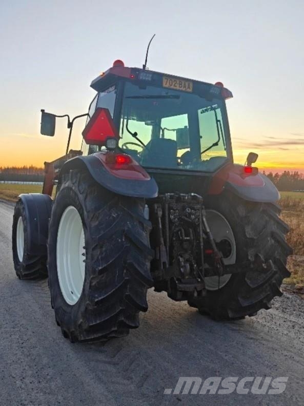New Holland M100 DT TURBO Traktoren