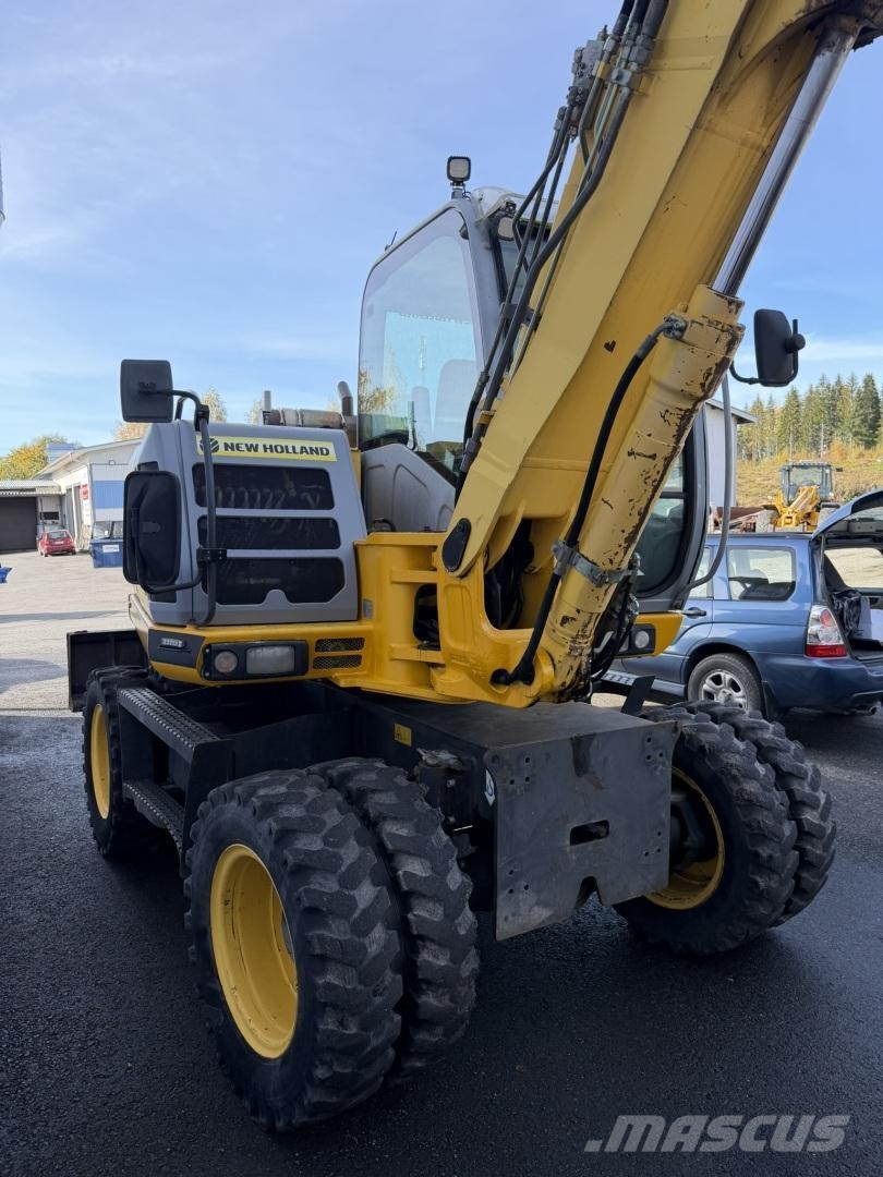 New Holland MH 2.6 -pyöräalustainen kaivinkone Pyöräkaivukoneet