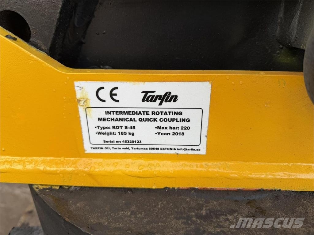 New Holland MH 2.6 -pyöräalustainen kaivinkone Pyöräkaivukoneet