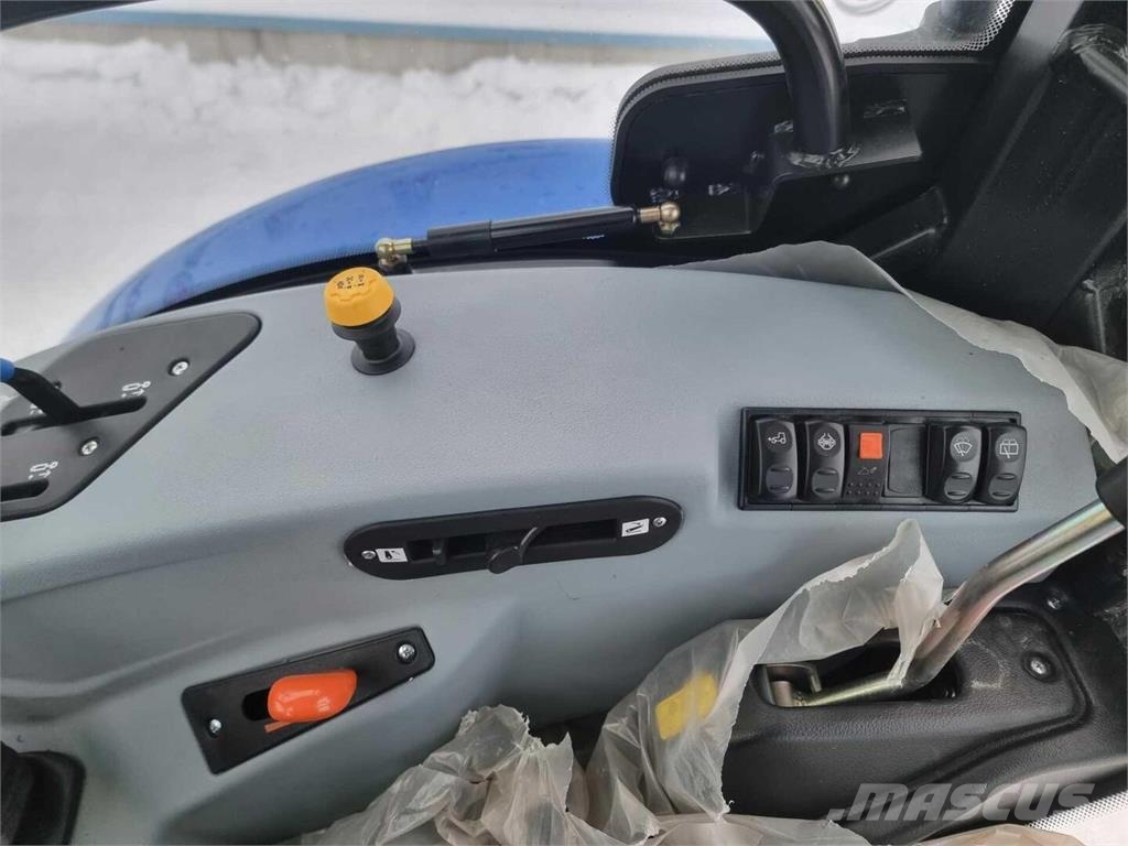 New Holland T5.100S PS AC AS 82litr.Hydr.pumppu Traktori