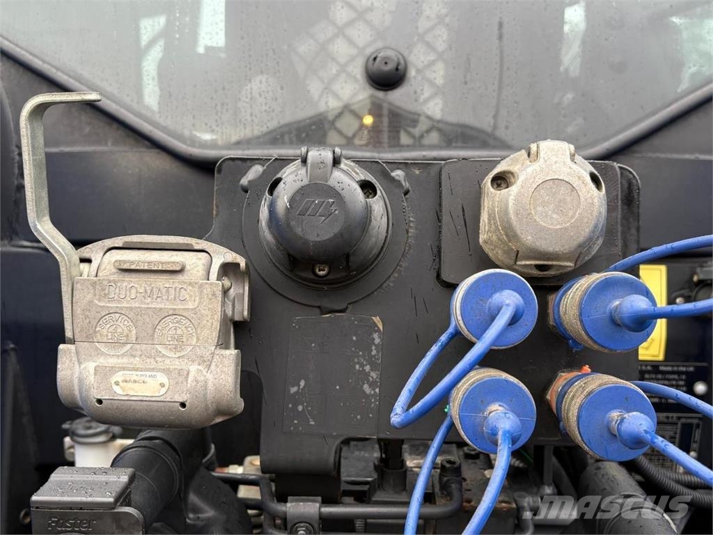 New Holland T6.180 Traktori