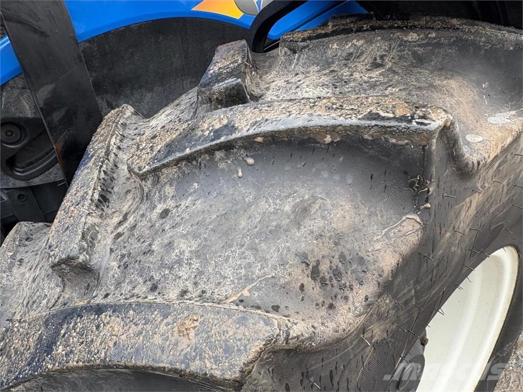 New Holland T6.180 Traktori