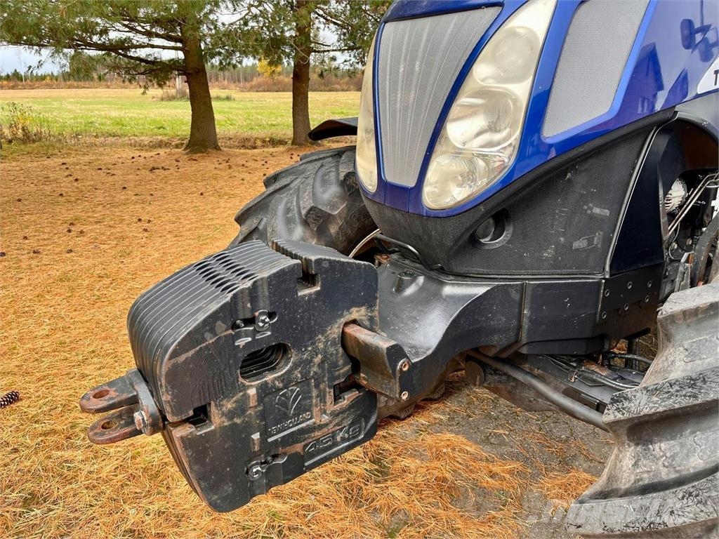 New Holland T7070 Autocommand الجرارات