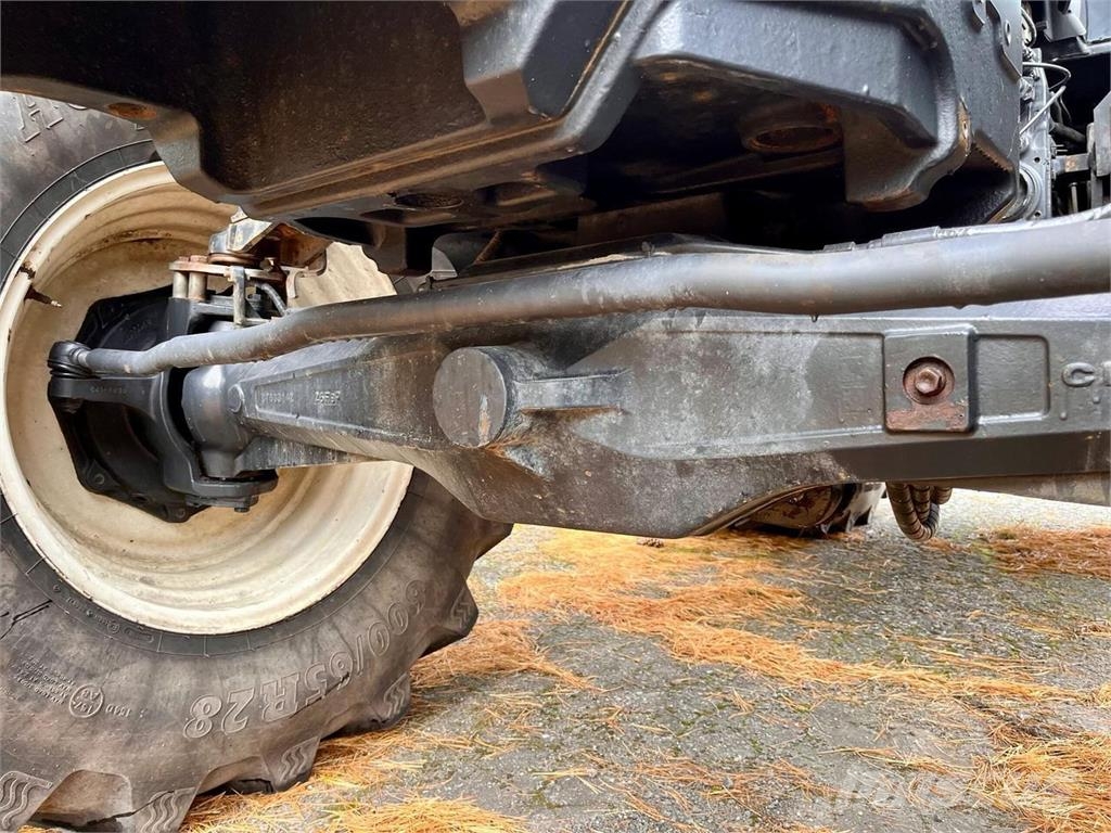 New Holland T7070 Autocommand الجرارات