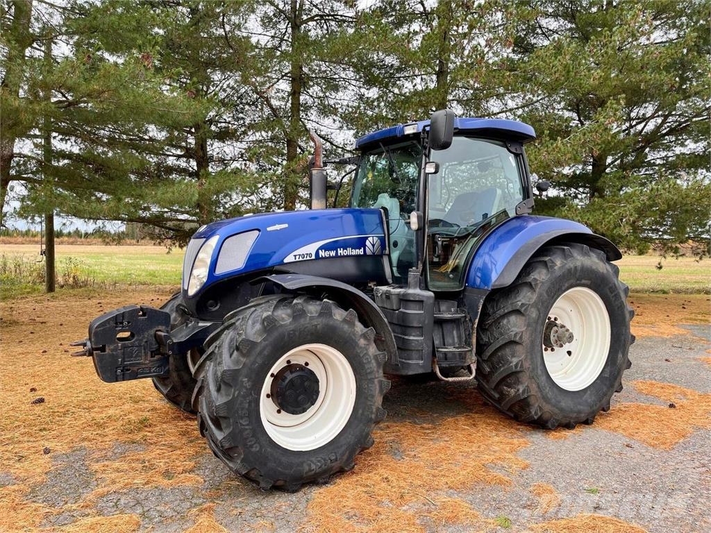 New Holland T7070 Autocommand الجرارات