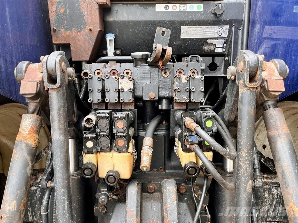 New Holland T7070 Autocommand الجرارات