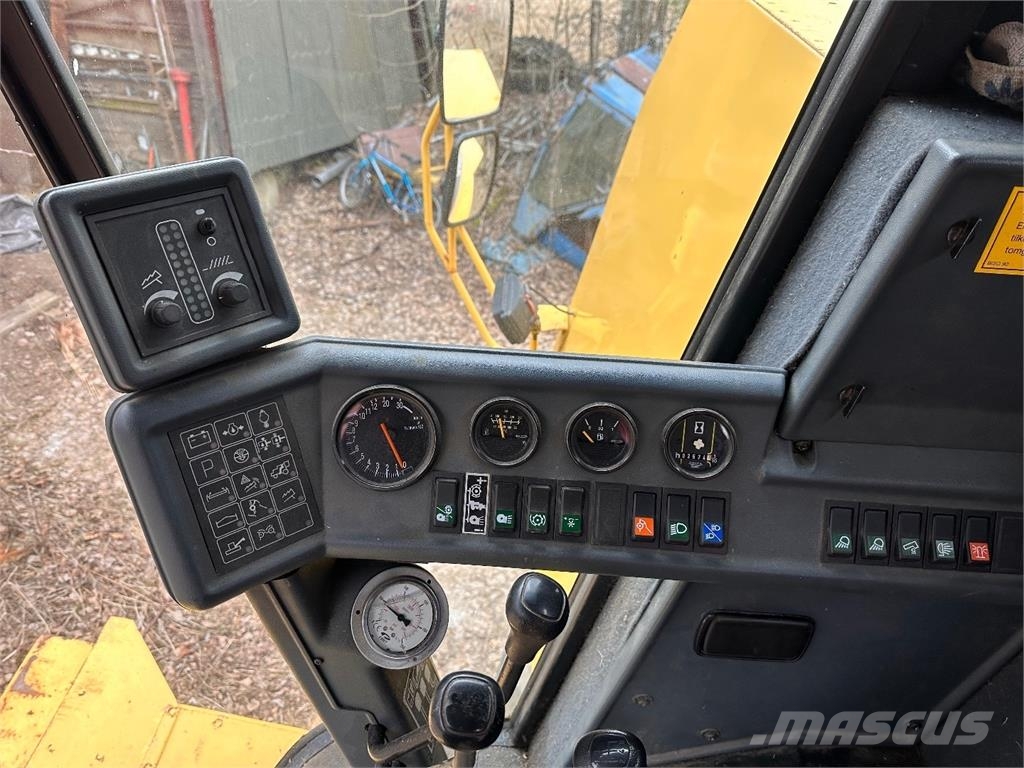 New Holland TC56 Kombajny zbożowe
