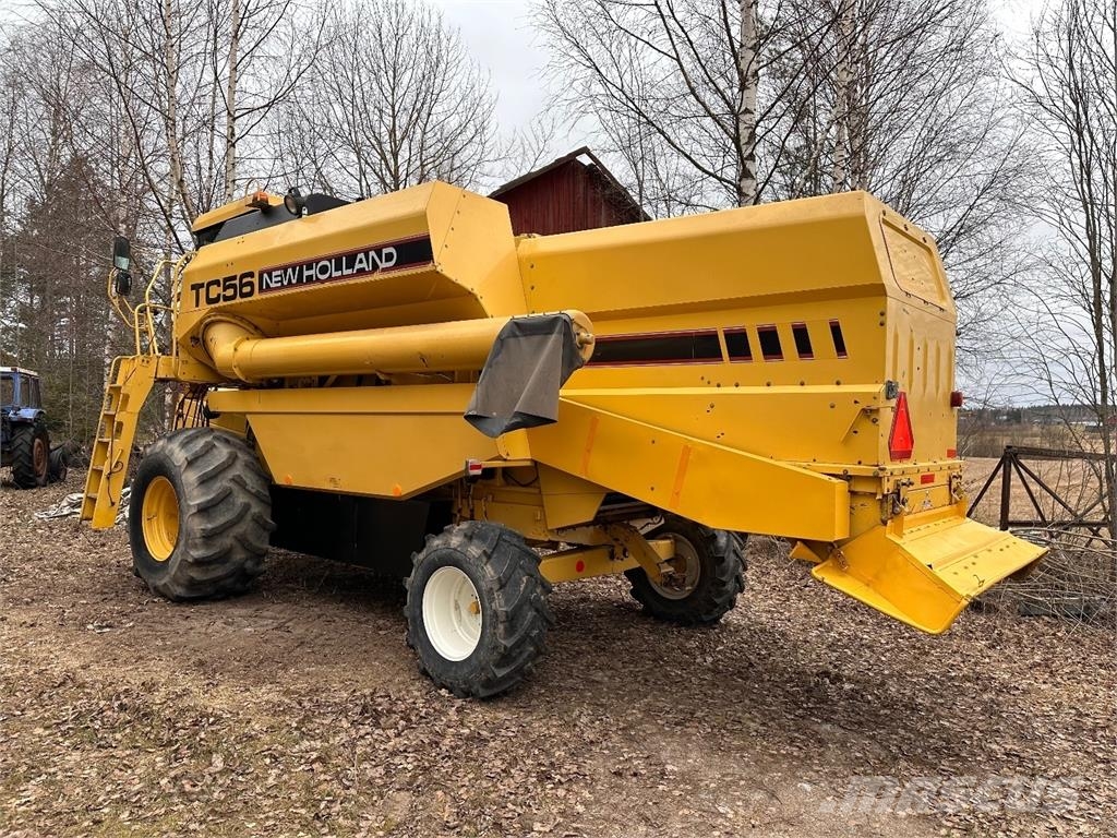 New Holland TC56 Kombajny zbożowe