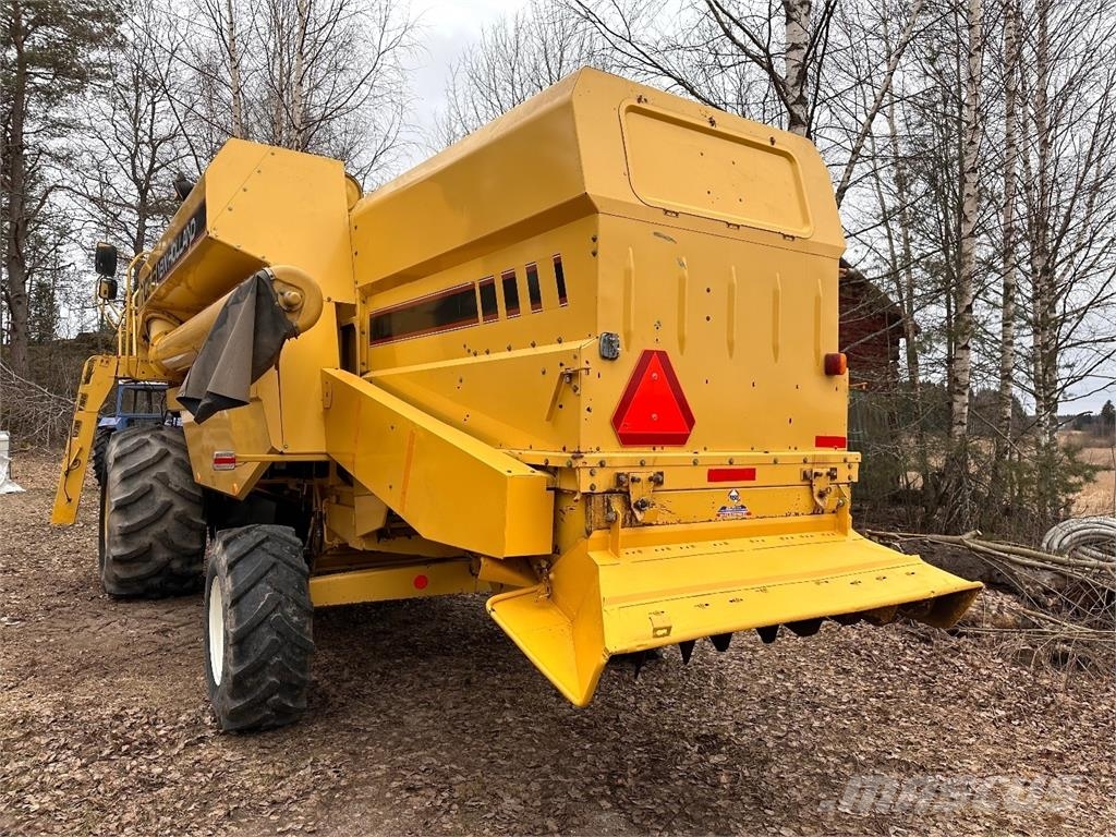 New Holland TC56 Kombajny zbożowe