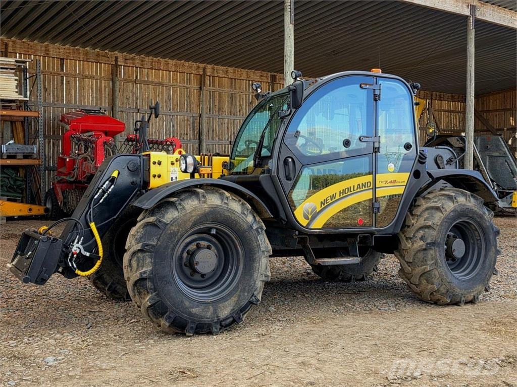 New Holland TH 7.42 Plus Annet laste- og graveutstyr