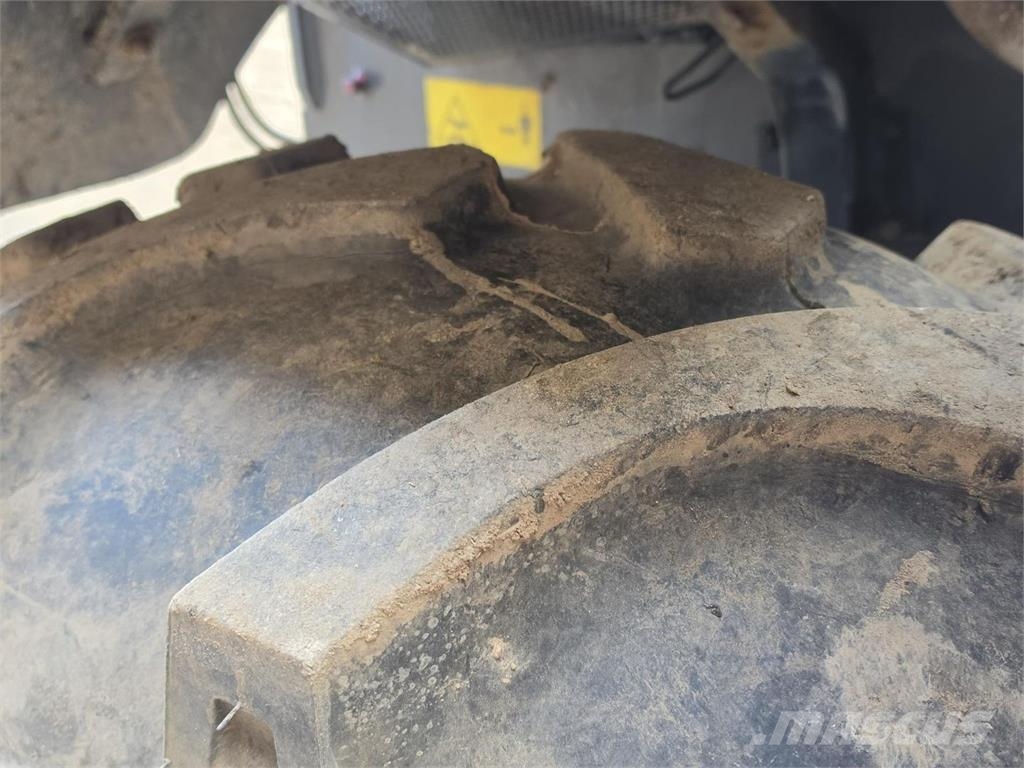 New Holland TH 7.42 Plus Annet laste- og graveutstyr
