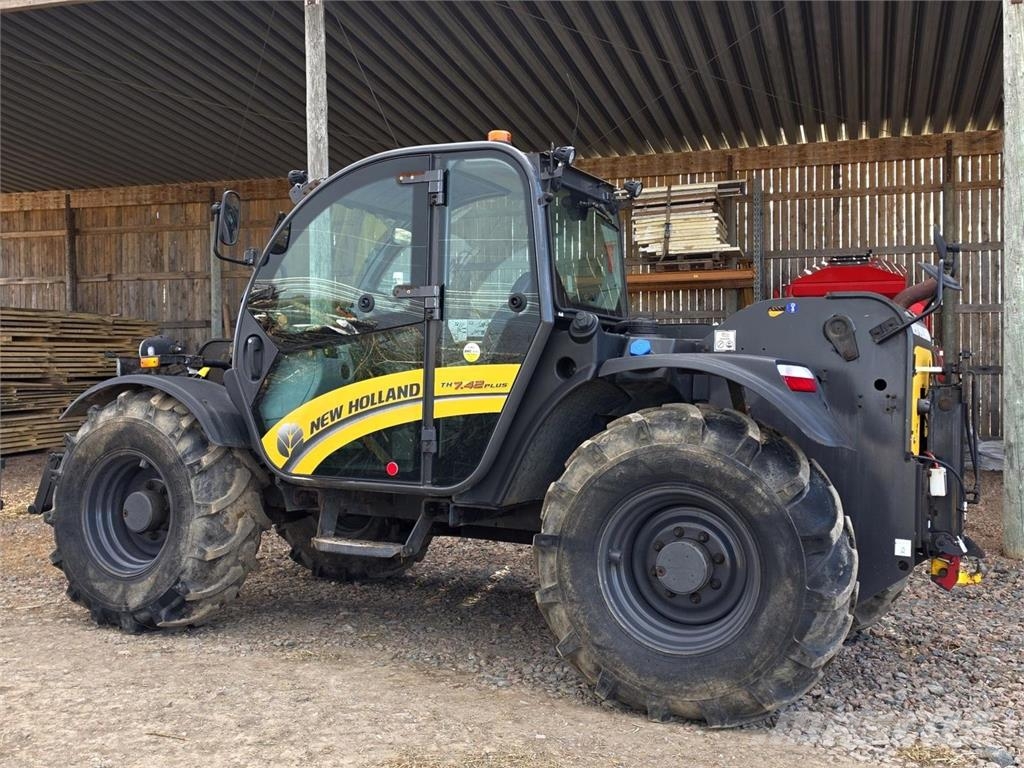 New Holland TH 7.42 Plus Annet laste- og graveutstyr