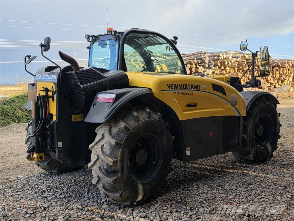 New Holland TH 7.42 Plus Annet laste- og graveutstyr