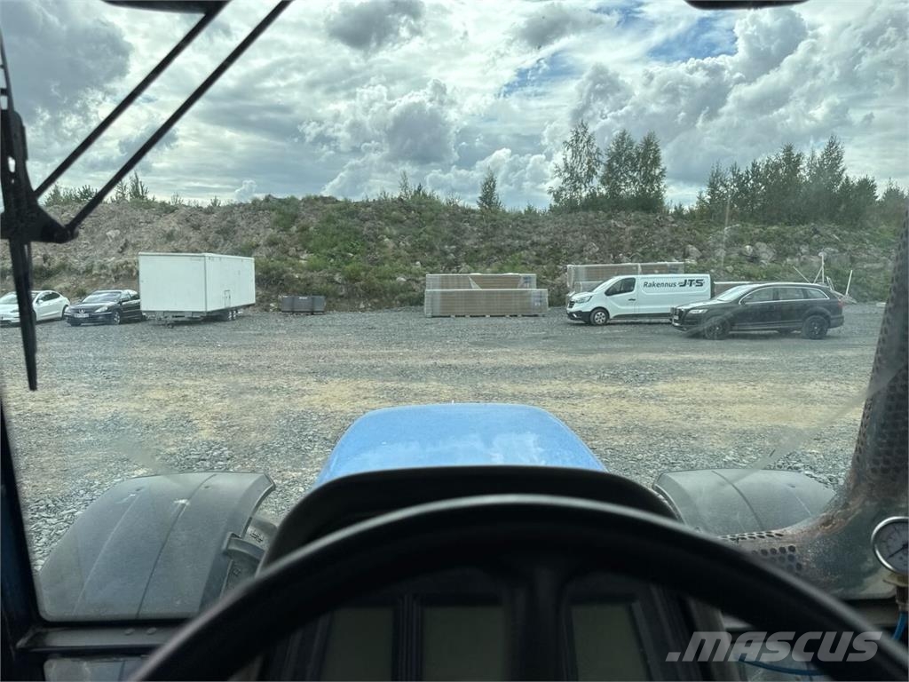 New Holland TM 190 Tractores