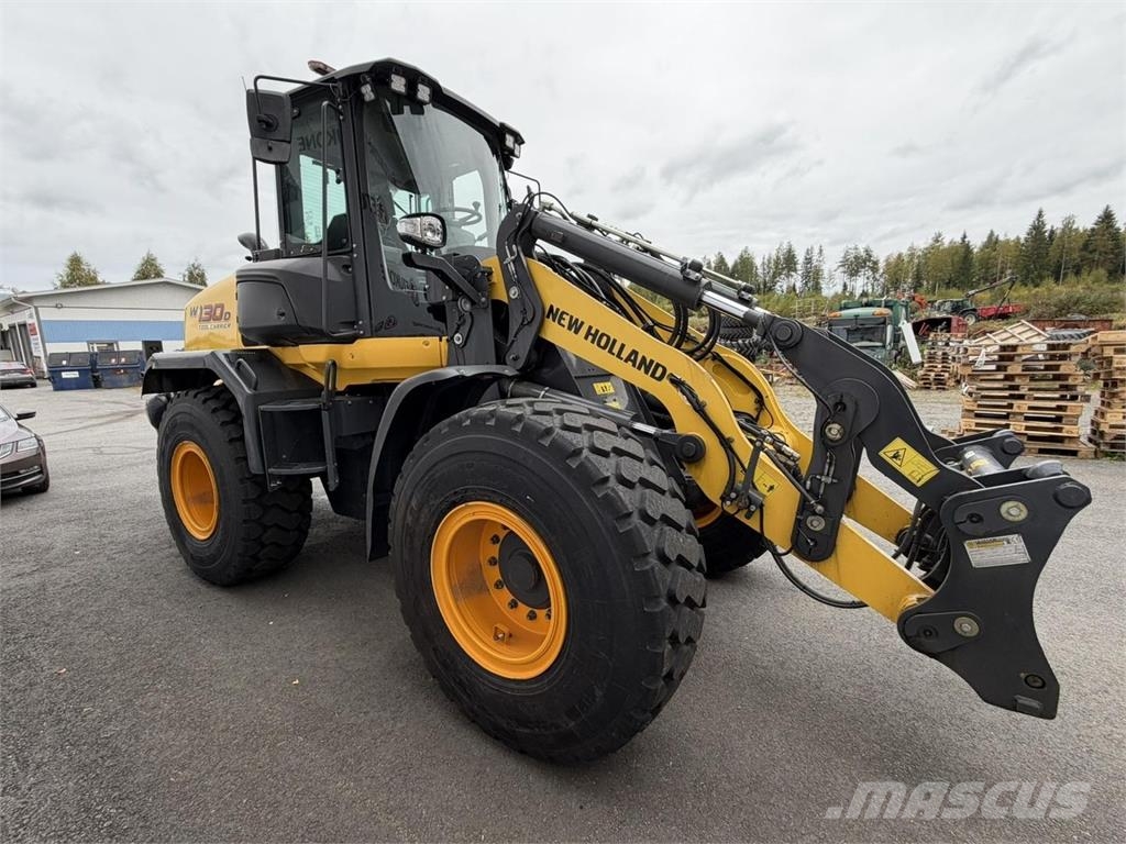 New Holland W130D Pyöräkuormaaja Rataslaadurid