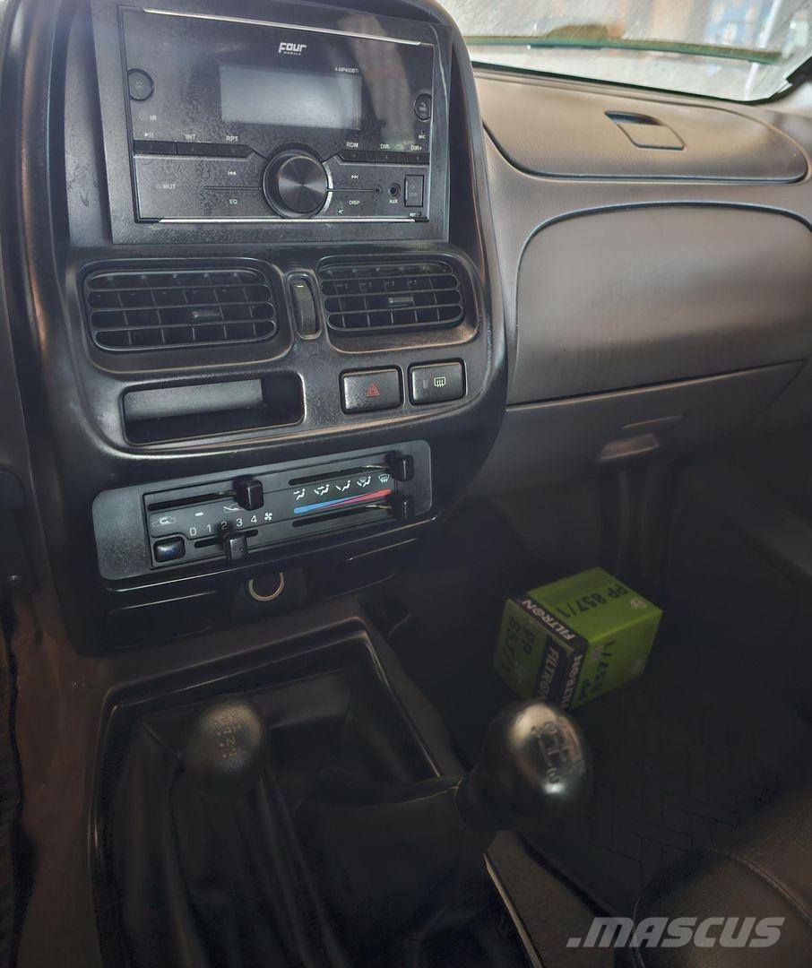 Nissan King Cab 4X4, Aura Pickup/Pritschenwagen