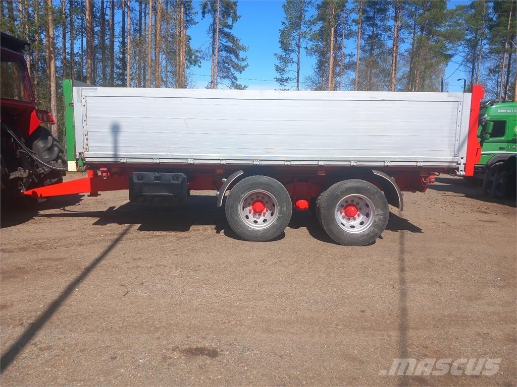 Omavalmiste Keskiakseli perävaunu 傾卸式拖車