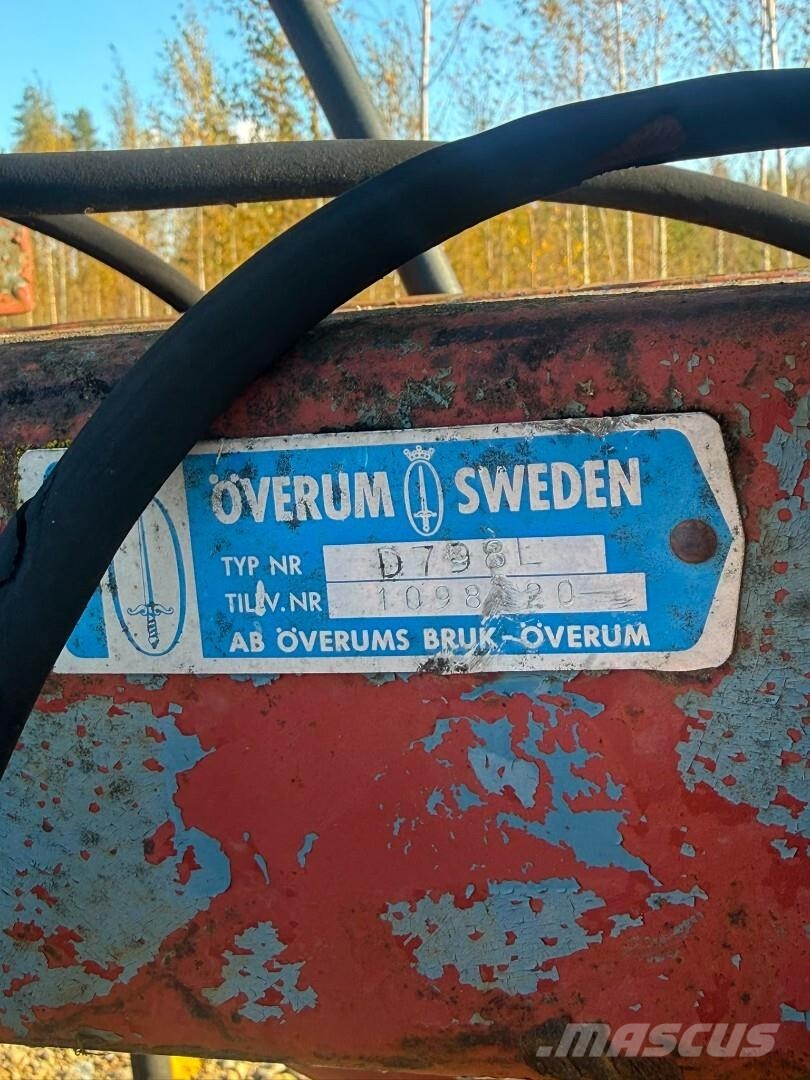 Överum D798L 7 siipiset aurat ماكينات زراعية - غير ذلك