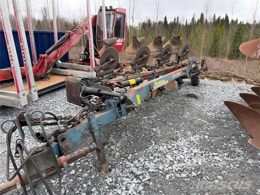 Överum VL 498 H NYT SOPIVASTI HYVÄT KÄÄNTÖAURAT Agriculture - Others