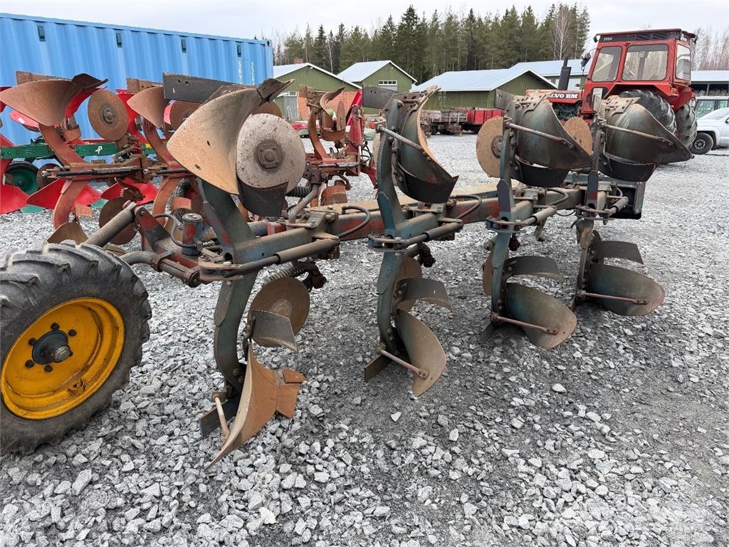 Överum VL 498 H NYT SOPIVASTI HYVÄT KÄÄNTÖAURAT Agriculture - Others