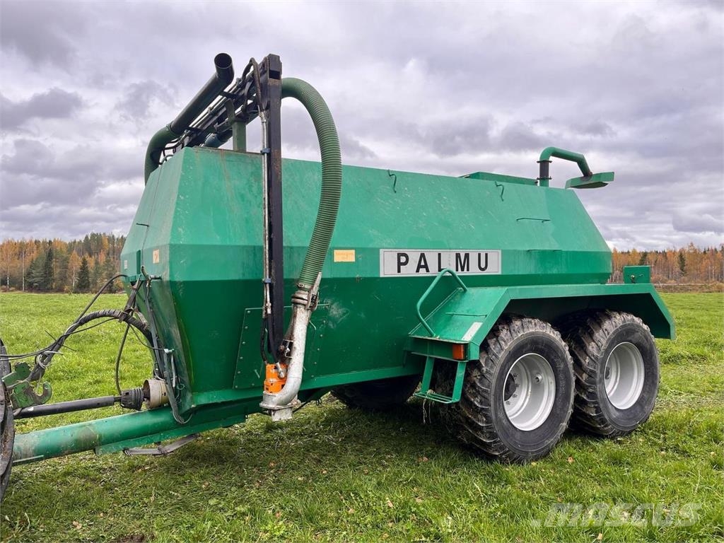 Palmu 14m3 + Pumppukuormaaja Weitere Düngemaschinen