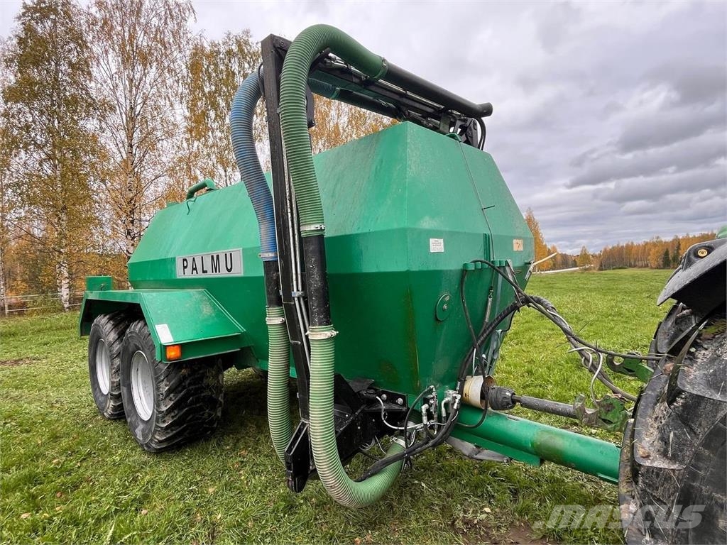 Palmu 14m3 + Pumppukuormaaja Weitere Düngemaschinen