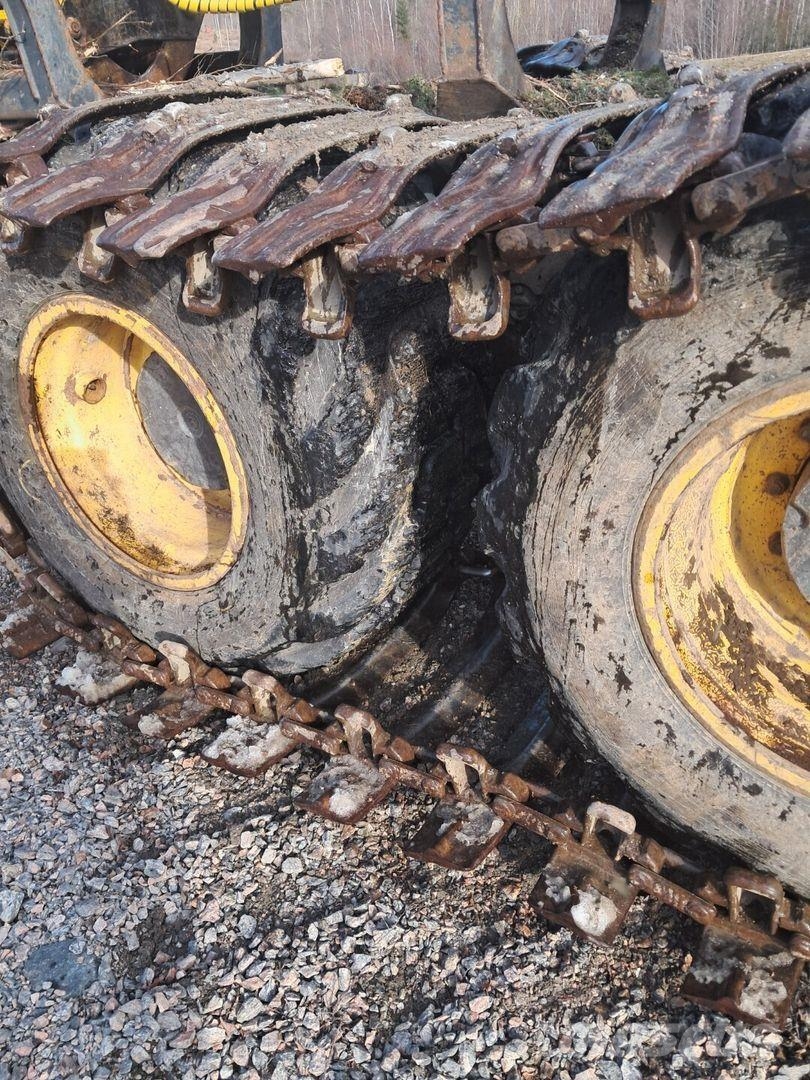 Ponsse Bison Forwarder