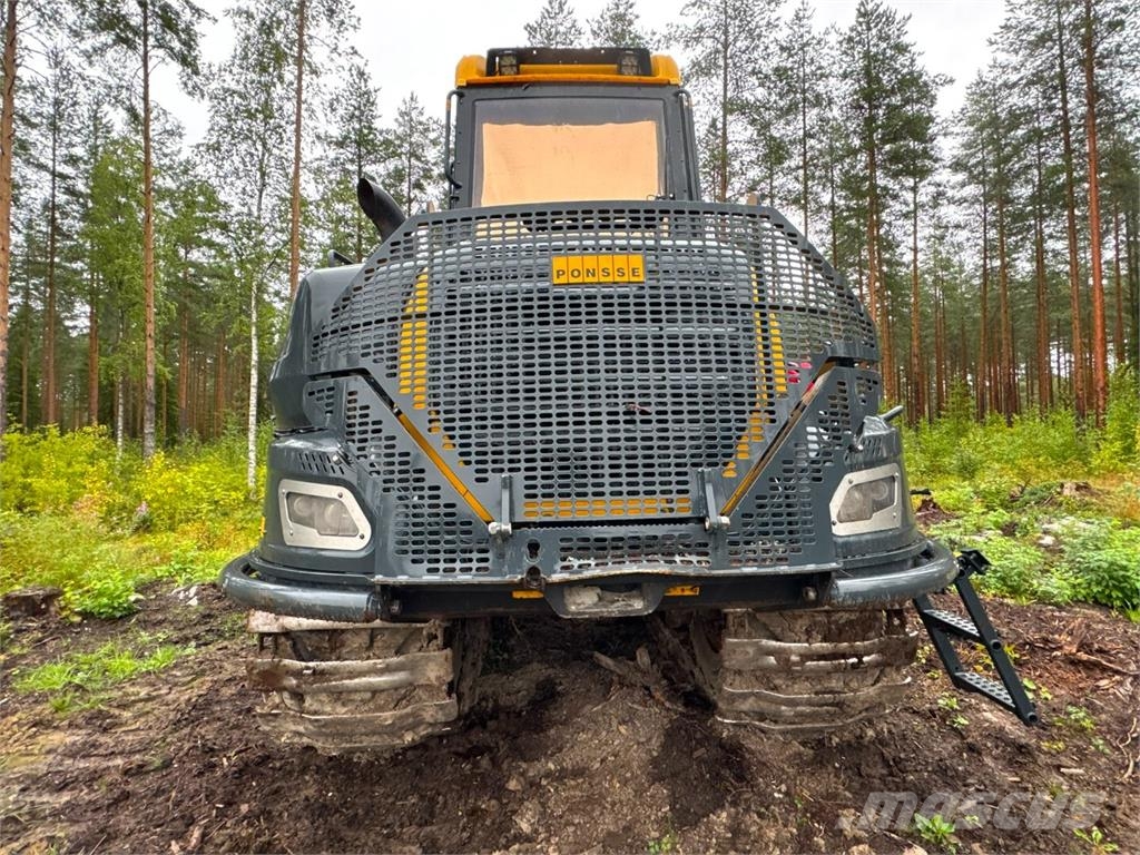 Ponsse WISENT 8W Forwarder