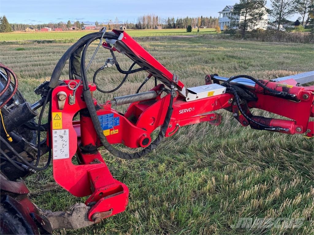 Pöttinger S6.50 P N 8-siip paluuaurat Other farming machines