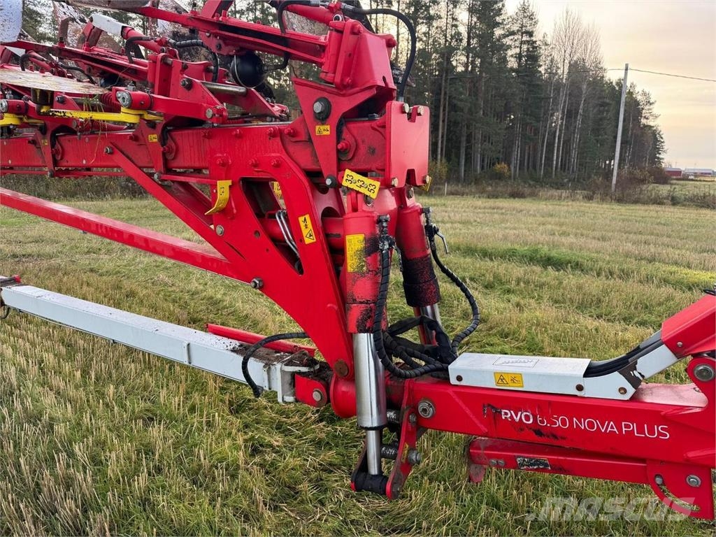 Pöttinger S6.50 P N 8-siip paluuaurat Other farming machines