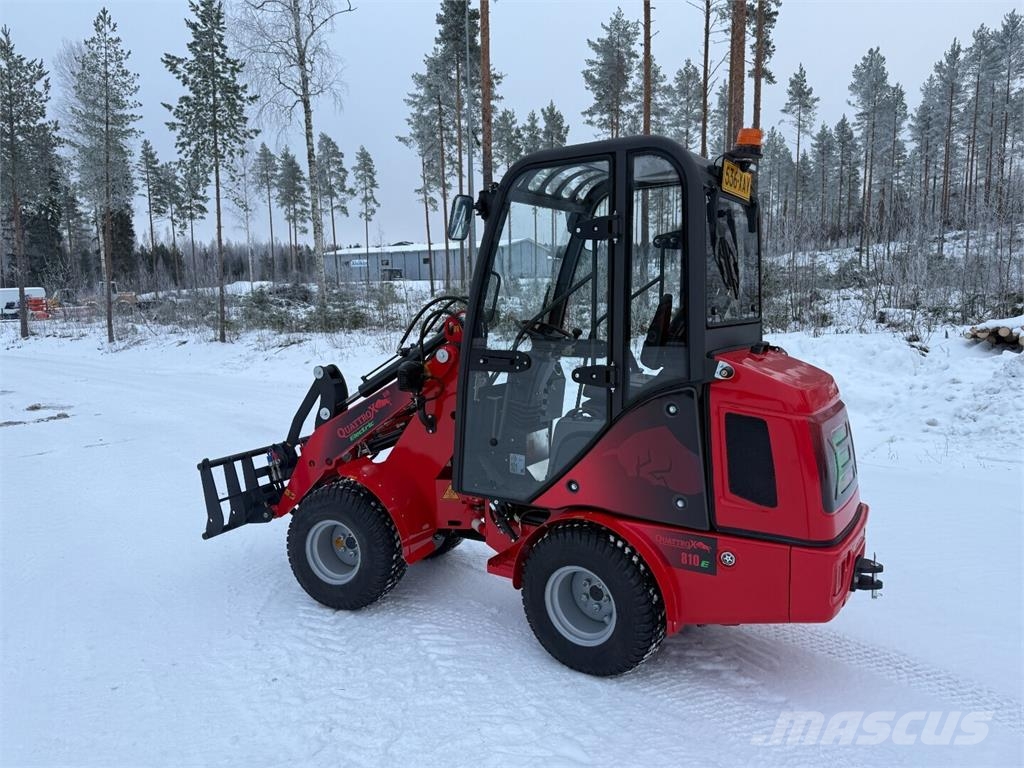 QuattroX Qx-810 E Täyssähköinen pienkuormaaja 小型装载机