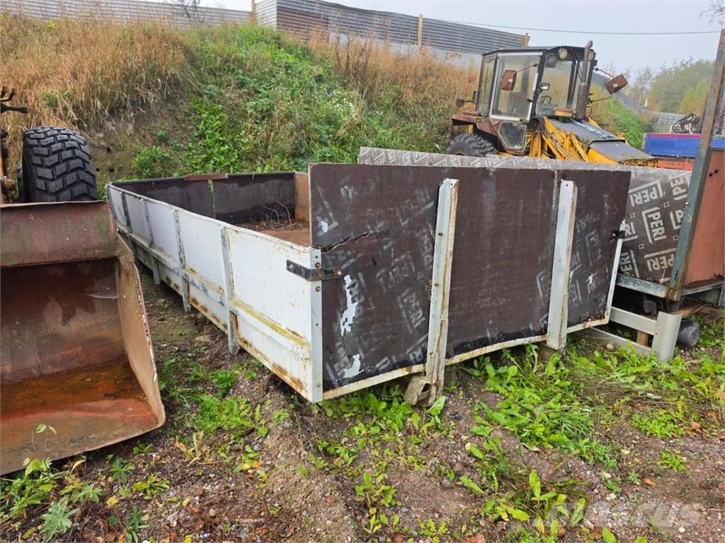 Roskalava 4,7m Pritschen