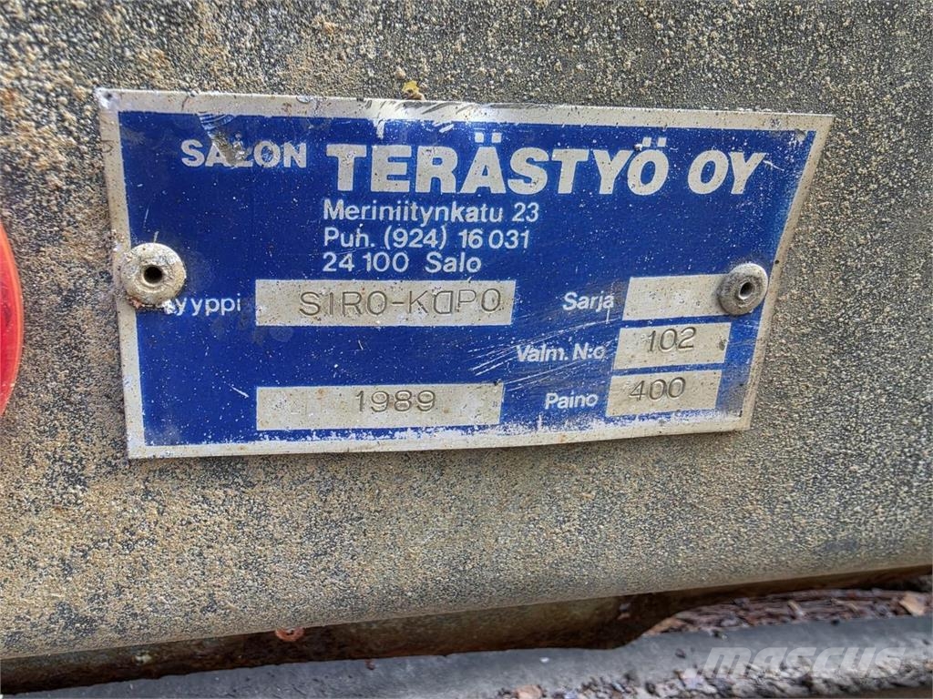 Salo Siro-Kopo Perälautahiekoitin Sand- und Salzstreuer