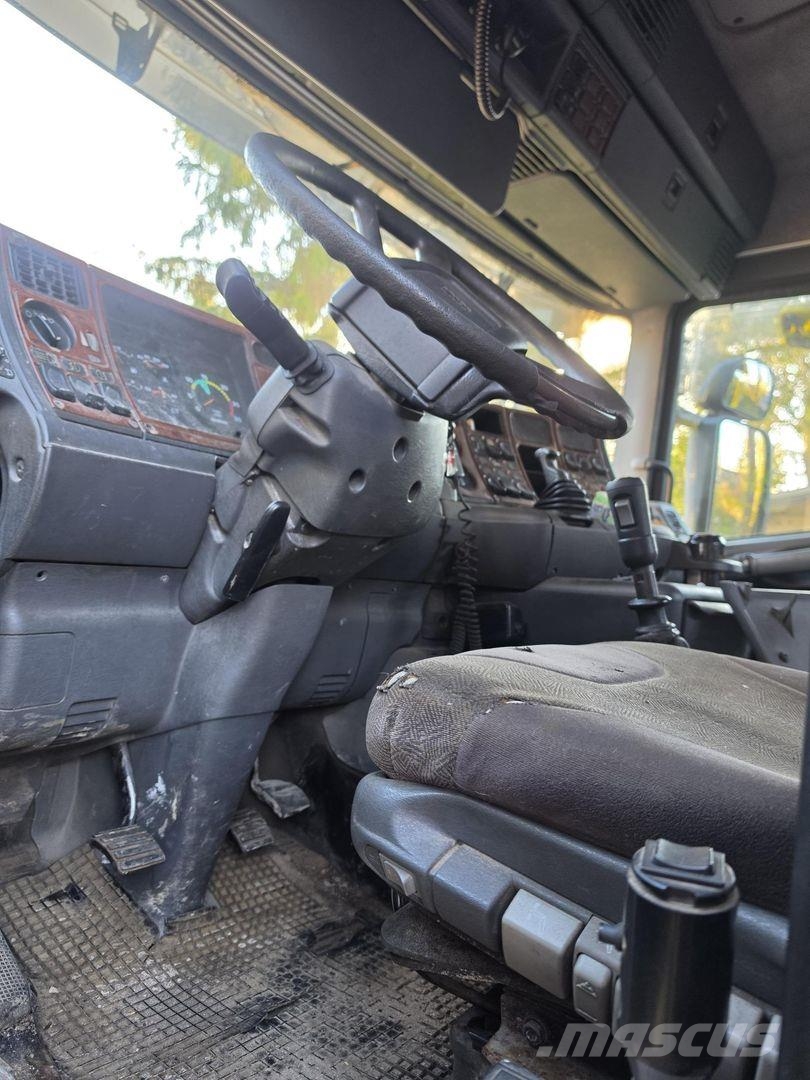 Scania 124G 6X2, Atlas ARK 204K Koukkulava kuorma-autot