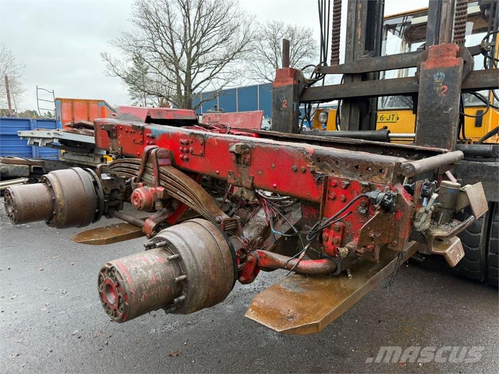 Scania 6x4 telivetopaketti Šasija ar kabīni